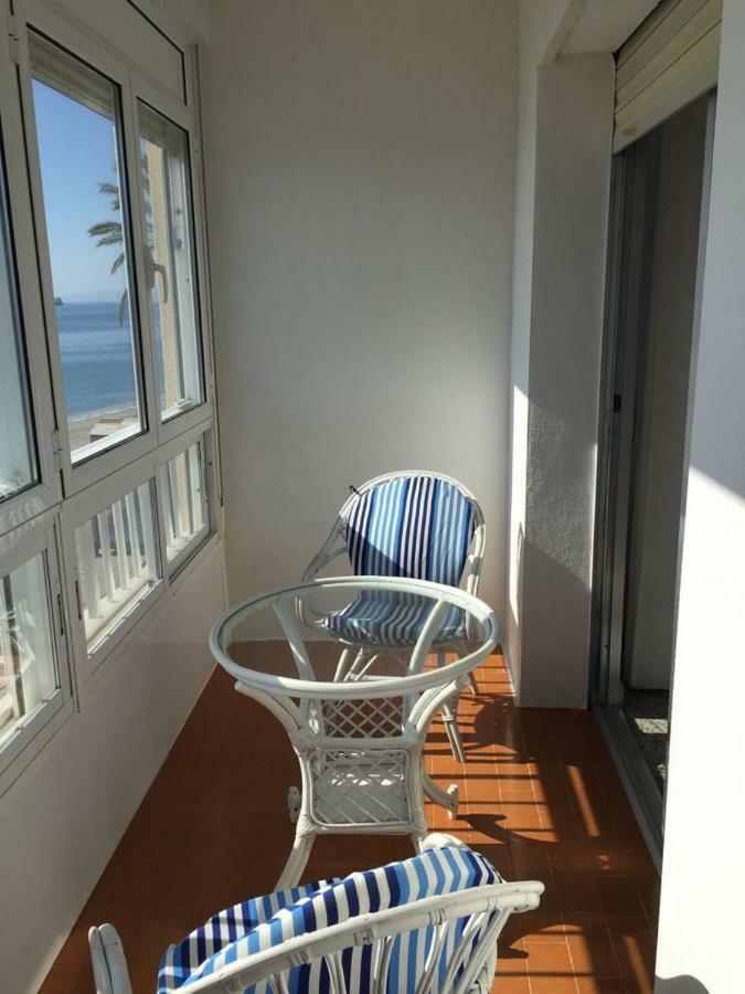 Apartamento 1º Linea Playa Torrenueva, Motril, Granda 托雷努埃瓦 外观 照片